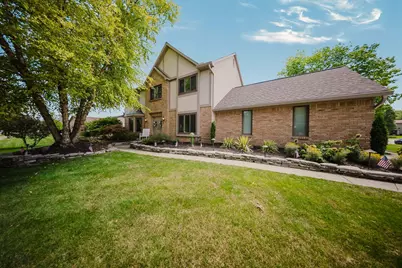 1619 Tuscarora Drive, Grove City, OH 43123 - Photo 1