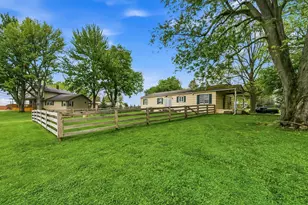 4638 Locustgrove Rd, Sulphur Springs, OH 44881 - Photo 41