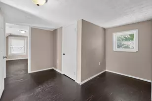 2525 Azelda St, Columbus, OH 43211 - Photo 9