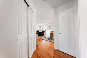 1948 Mayflower Cir, Grove City, OH 43123 - Photo 11