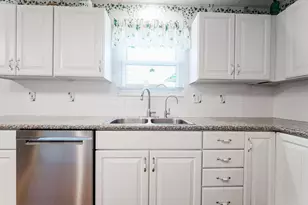 1948 Mayflower Cir, Grove City, OH 43123 - Photo 21