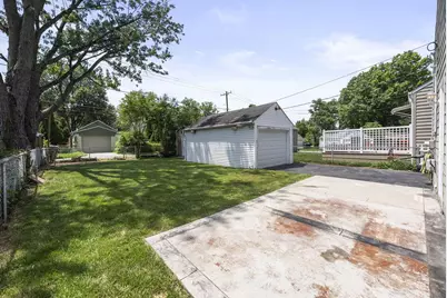 105 E Royal Forest Boulevard, Columbus, OH 43214 - Photo 31