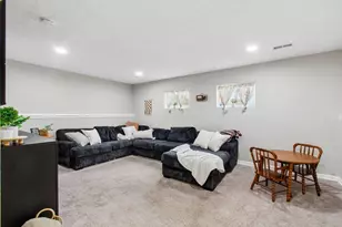 793 Larri Ct, West Jefferson, OH 43162 - Photo 25