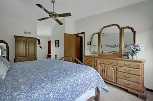 12404 Woodsfield Circle NW, Pickerington, OH 43147 - Photo 37