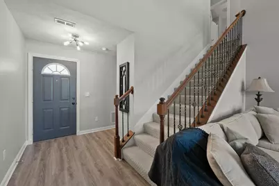 5075 Dinard Way #5075A, Columbus, OH 43221 - Photo 3