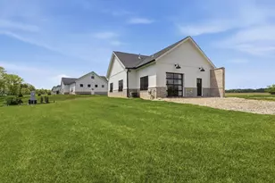 13100 Ironwood Trl, Sunbury, OH 43074 - Photo 1