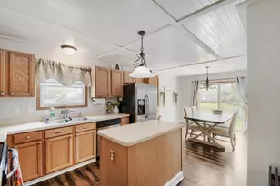 250 Hayfield Dr, Delaware, OH 43015 - Photo 13