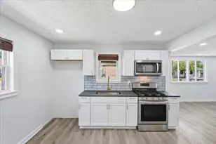 2261 Hamilton Ave, Columbus, OH 43211 - Photo 3