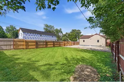 2261 Hamilton Avenue, Columbus, OH 43211 - Photo 15