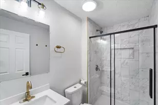 2261 Hamilton Ave, Columbus, OH 43211 - Photo 5