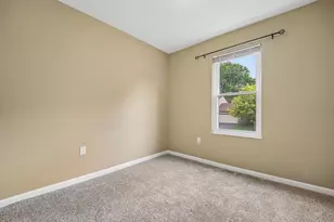 4909 Dunlap Rd, Columbus, OH 43229 - Photo 19