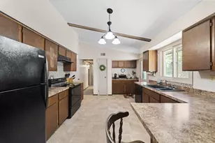 1024 Virginia Ave, Marion, OH 43302 - Photo 15
