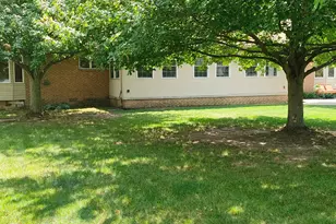 1122 Farmington Ln, Washington Court House, OH 43160 - Photo 7