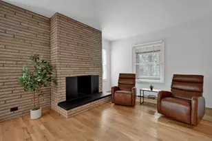83 Clinton Heights Ave, Columbus, OH 43202 - Photo 9