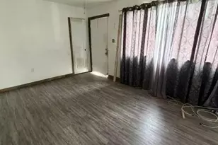 3200 B Ave, Columbus, OH 43207 - Photo 9