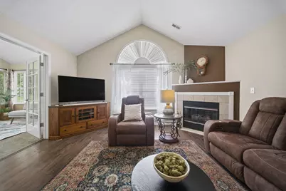 217 Stonegate Loop, Pataskala, OH 43062 - Photo 9