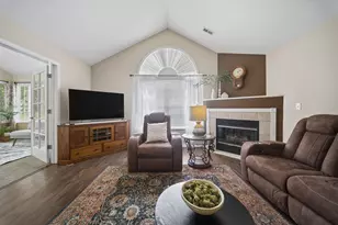 217 Stonegate Loop, Pataskala, OH 43062 - Photo 9