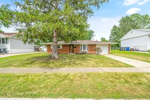 282 Imperial Dr, Columbus, OH 43230 - Photo 3