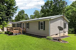 23393 Hideaway Dr, Senecaville, OH 43780 - Photo 3