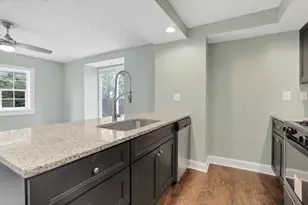 1277 Genessee Ave, Columbus, OH 43211 - Photo 17