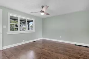 1277 Genessee Ave, Columbus, OH 43211 - Photo 11