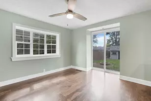 1277 Genessee Ave, Columbus, OH 43211 - Photo 13