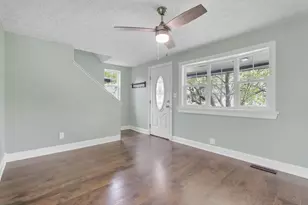 1277 Genessee Ave, Columbus, OH 43211 - Photo 11