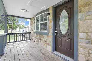 1277 Genessee Ave, Columbus, OH 43211 - Photo 7