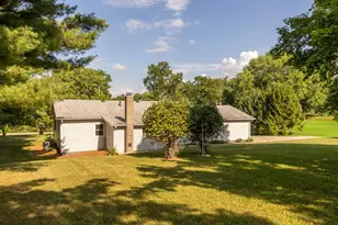 2865 Logan-Thornville Rd NE, Rushville, OH 43150 - Photo 5