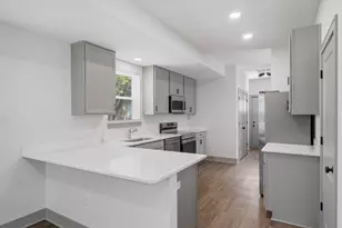 1848 S 6th St, Columbus, OH 43207 - Photo 13