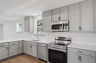 1848 S 6th St, Columbus, OH 43207 - Photo 15