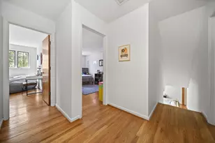 972 Thomas Ln, Columbus, OH 43220 - Photo 17