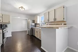 5100 Locust Post Ln, Columbus, OH 43230 - Photo 13