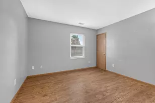 3885 Farm Brook Ln, Columbus, OH 43204 - Photo 15