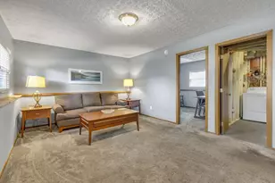 1077 Snohomish Ave, Columbus, OH 43085 - Photo 25