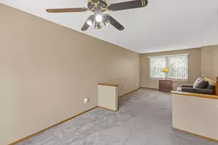 1077 Snohomish Ave, Columbus, OH 43085 - Photo 7