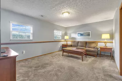 1077 Snohomish Avenue, Columbus, OH 43085 - Photo 23