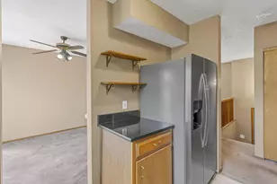 1077 Snohomish Ave, Columbus, OH 43085 - Photo 11