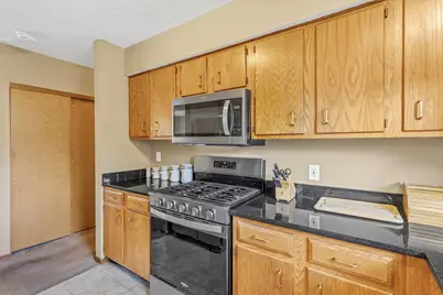 1077 Snohomish Avenue, Columbus, OH 43085 - Photo 13