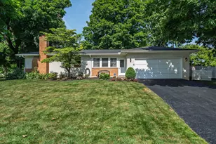 1102 Kennington Ave, Columbus, OH 43220 - Photo 1