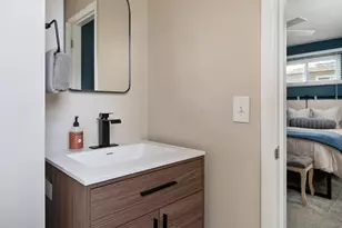 1102 Kennington Ave, Columbus, OH 43220 - Photo 25