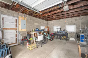 205 N Division St, Mount Vernon, OH 43050 - Photo 25