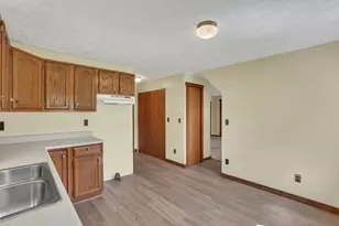 1392 4th St, Logan, OH 43138 - Photo 15