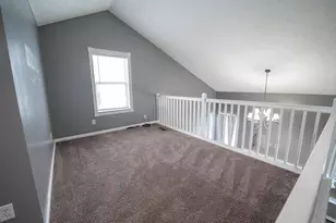 2567 Edencreek Ln, Columbus, OH 43207 - Photo 9