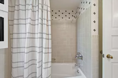 4350 Crown Point Drive, Columbus, OH 43220 - Photo 35