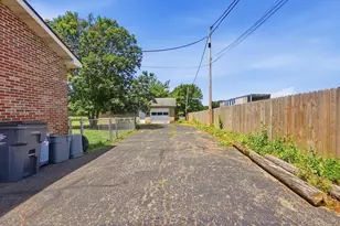 233 N Columbus St, Sunbury, OH 43074 - Photo 35