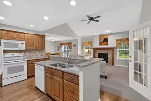 292 Village Dr, Johnstown, OH 43031 - Photo 11