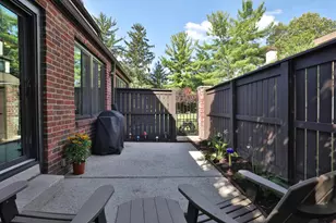 254 St Antoine St, Columbus, OH 43085 - Photo 45