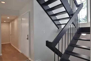 254 St Antoine St, Columbus, OH 43085 - Photo 9