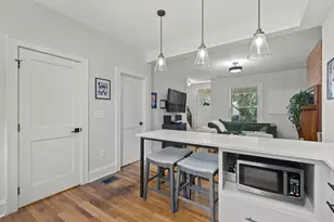 393 W 2nd Ave, Columbus, OH 43201 - Photo 7